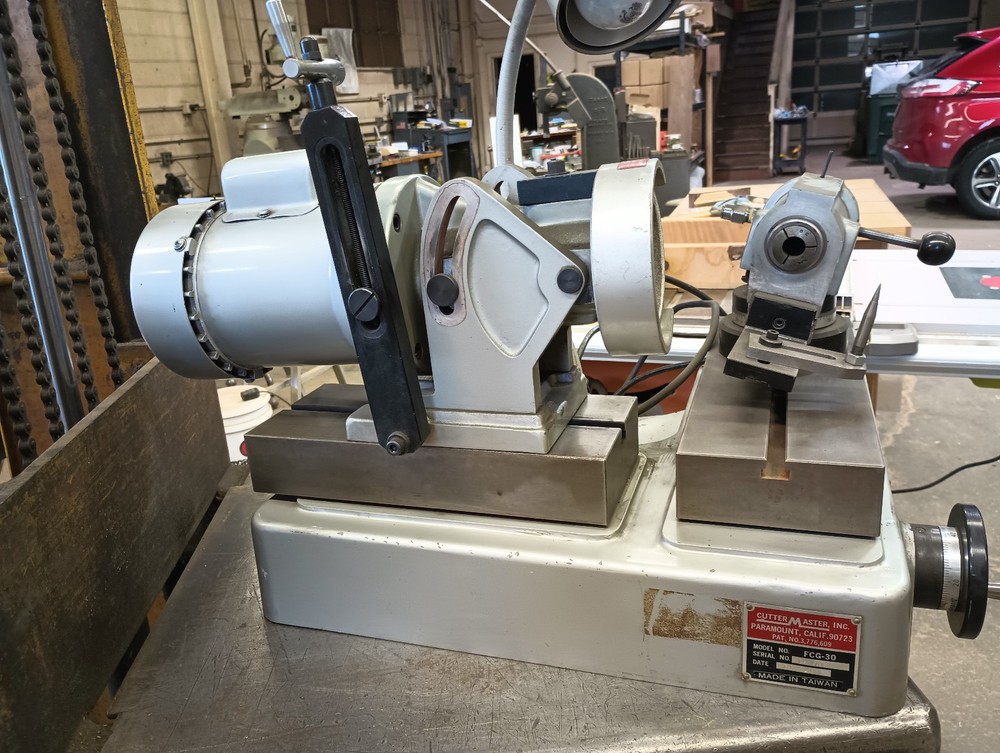 Cutter Master FCG-30 - Tool Grinder/ End Mill Sharpener