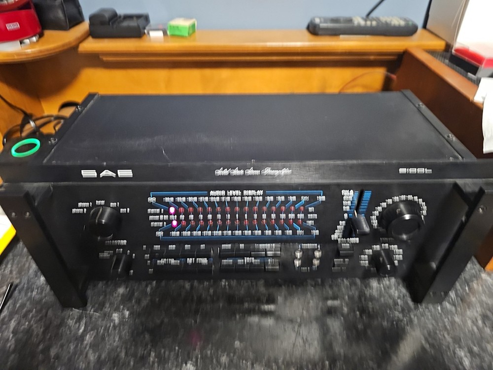 SAE 2100L Solid State Stereo Preamplifier With Original Box