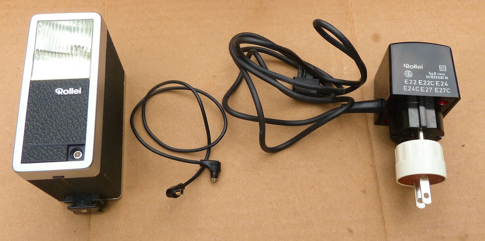 Rollei E27C Camera Flash Unit w/Power Adapter, Cable, & Instructions