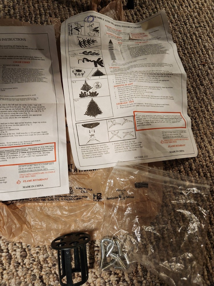 Artificial Prelit Christmas Tree WORKS