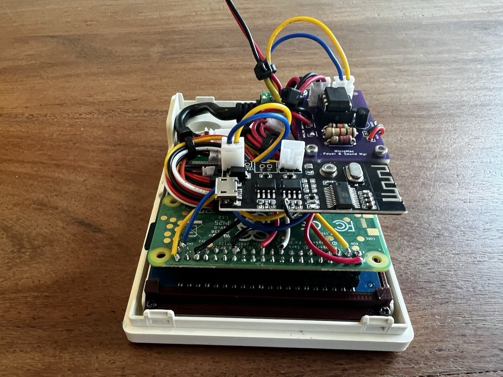 Miniature Mac / Macintosh Plus - Fully Functional Maclock Conversion