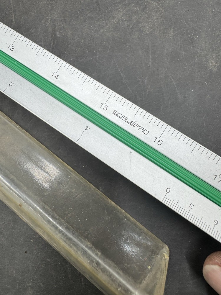 Triangular Scale Scalepro Architect In Case