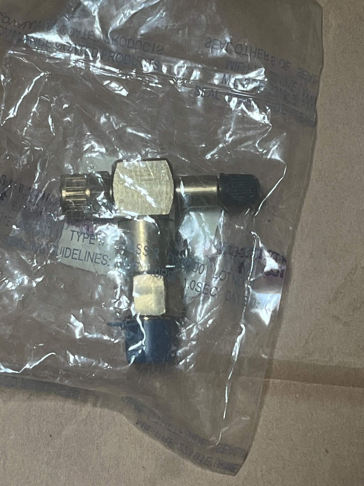 AM General 6005109 Valve ASM, Quick Disconnect