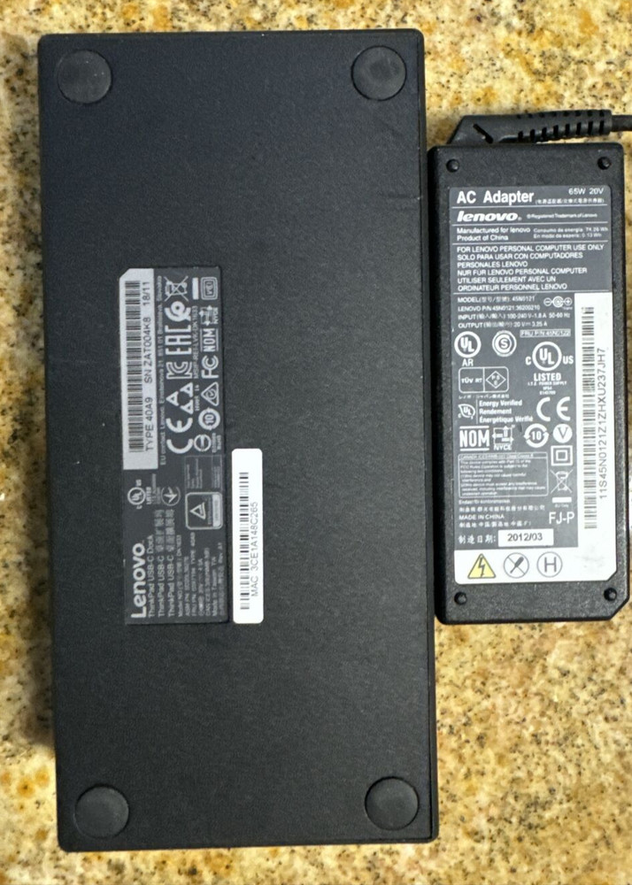 Lenovo ThinkPad USB-C UltraDock, 40A90090US