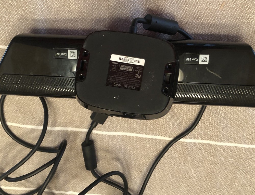 Genuine Microsoft XBOX 360 Kinect Sensor Bar Kinect. Model 1414