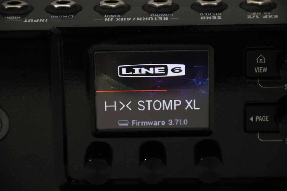 Line 6 HX Stomp XL Guitar Multi-effects Floor Processor - Black