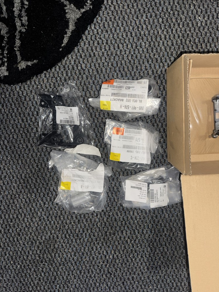 Audi A3/S3/RS3 Radar bracket & components