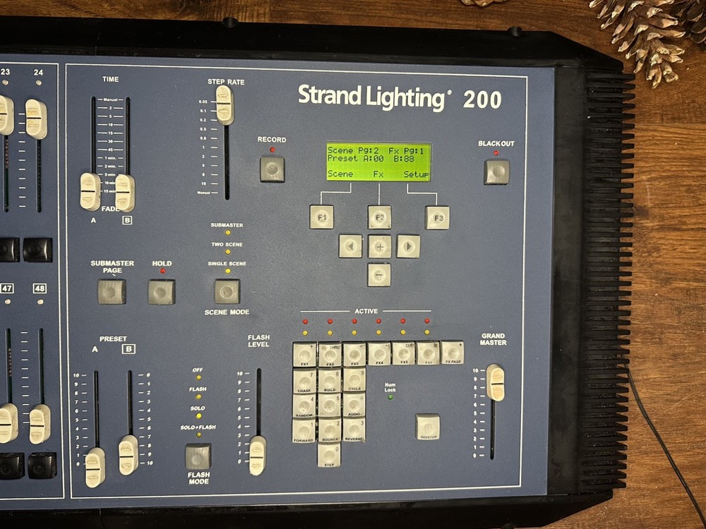 Strand Lighting 200 24/48 Panasonic Portable Control Console 24 Effects