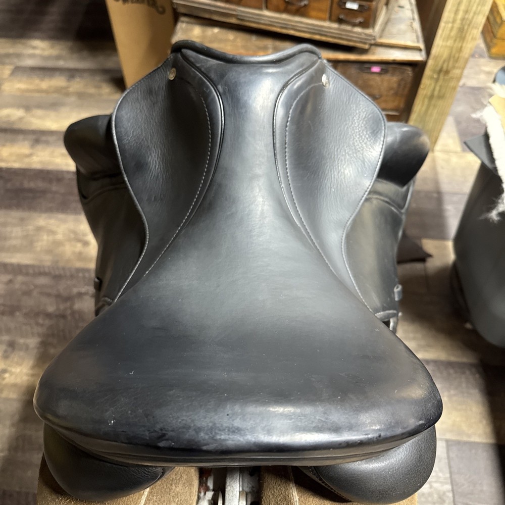 Custom Saddlery Everest R 17.5” - MW