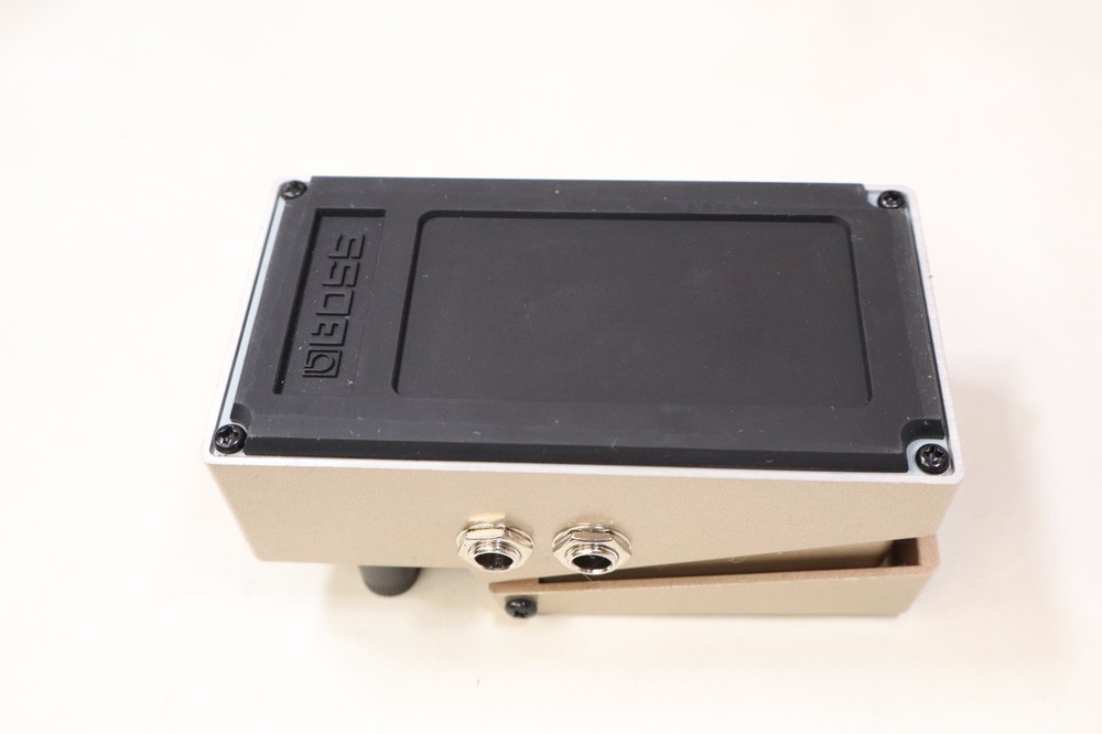 Boss AW-3 Dynamic Wah Guitar Effects Pedal