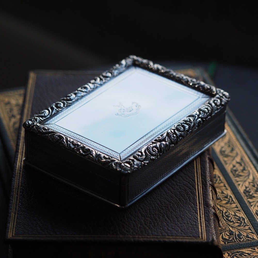 Antique Georgian Solid Silver Large Table Snuff Box - Joseph Willmore 1832