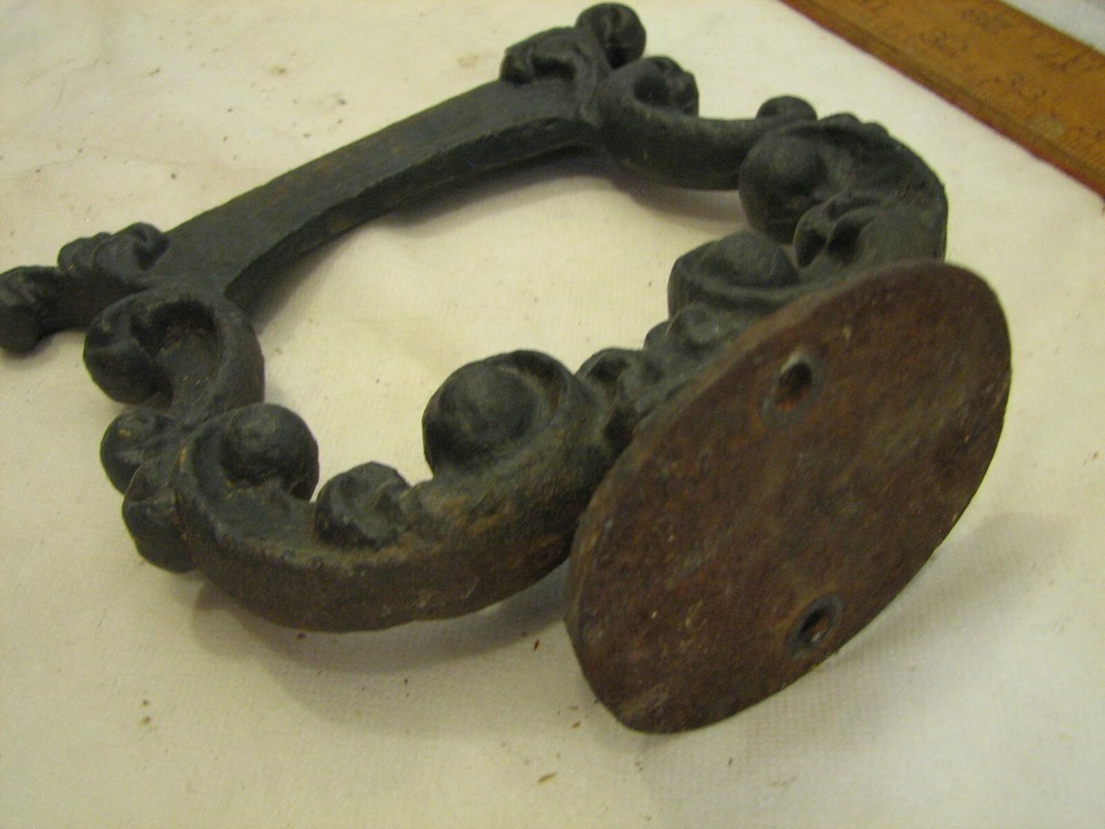 Victorian Ornate Cast Iron Boot Scraper Tool Floor Shoe Mud Tool Architectural