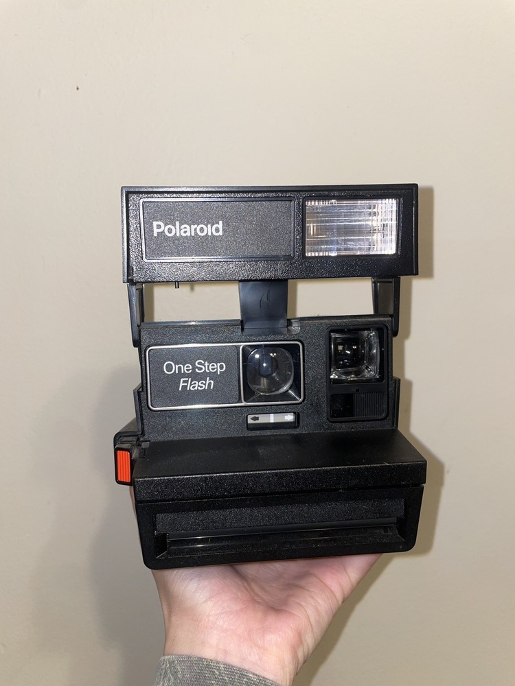 VINTAGE Polaroid 600 One Step Flash Instant Camera & Strap Tested