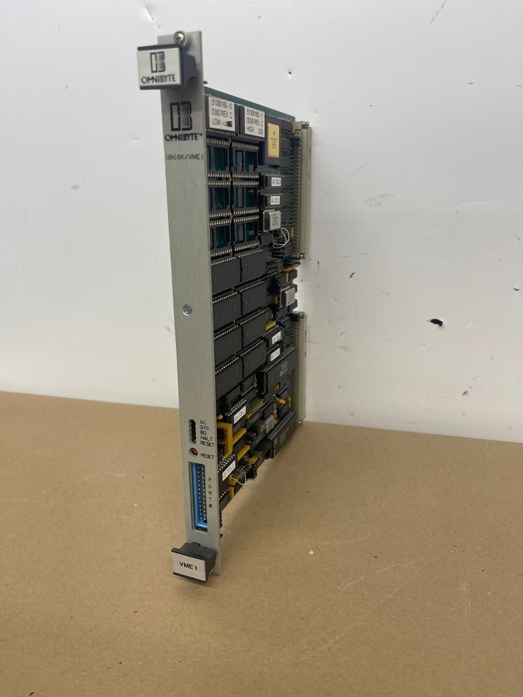 Omnibyte 0B68K/VME1 Single Board Computer /From Omicron Spectrometer 954