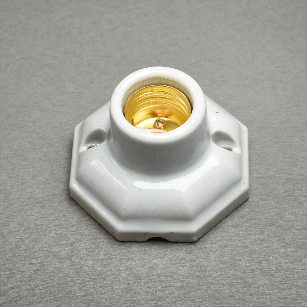 E27 Lamp Ceramic Holder Bulb Socket Adapter Fitting Bulb HEAT EMITTER