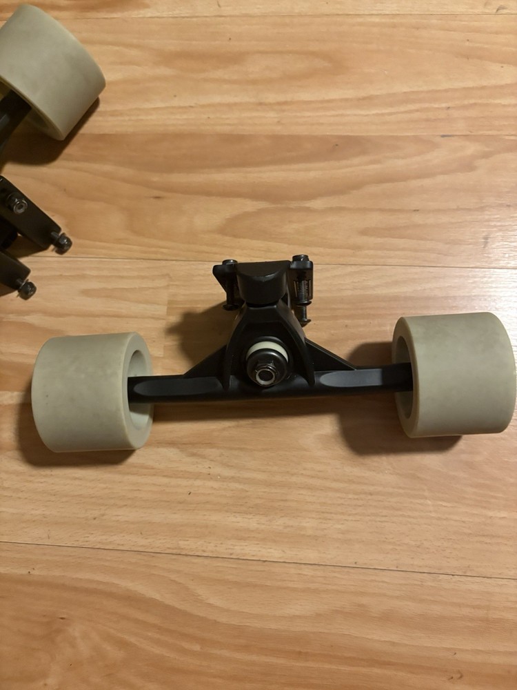 Mercer Longboard Lone Wolf.