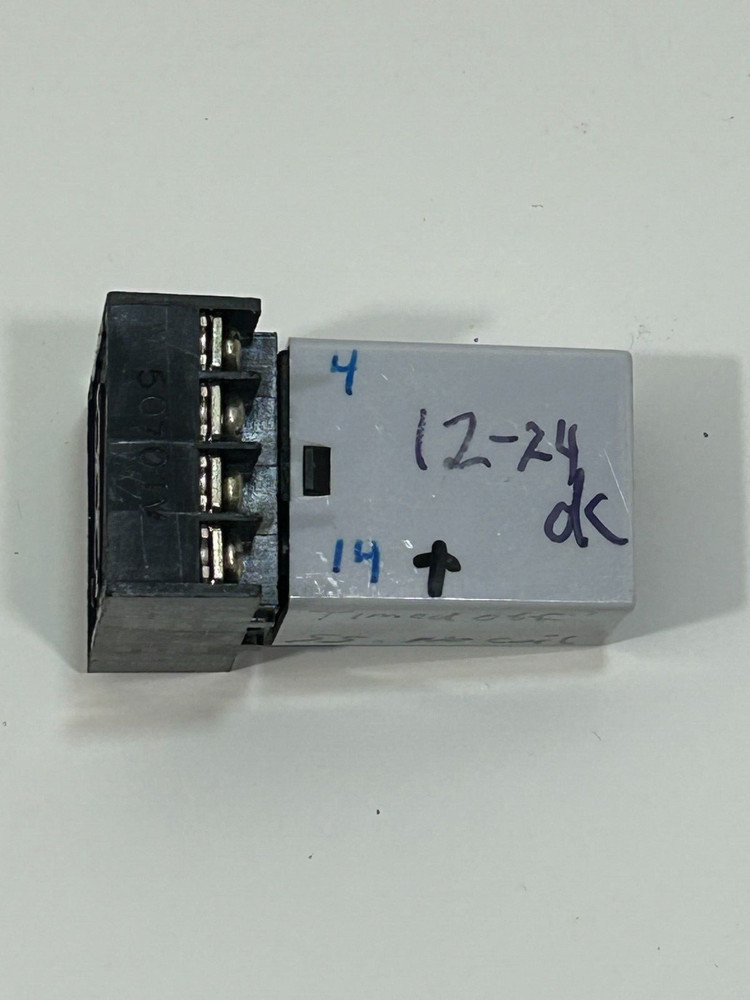 Cutler-Hammer E66PDT Control & Amplifier Unit Series A1 12-24VDC