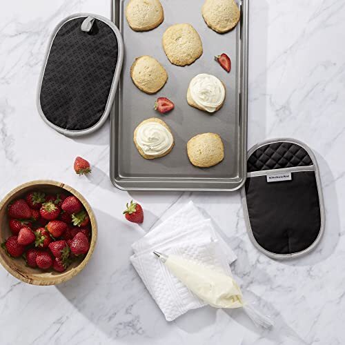 Asteroid Pot Holder 2-Pack Set 6.5"x10" Black
