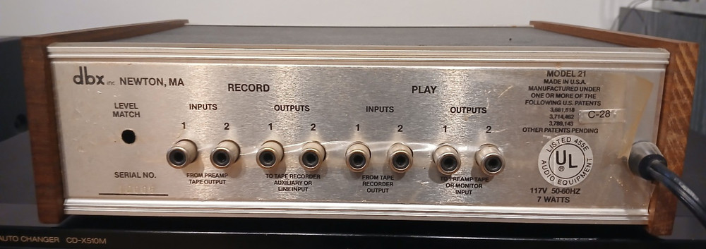 VTG DBX 21 Disc/Tape Decoder Noise Reduction (ONE OWNER)-TESTED & WORKING-S. Vid