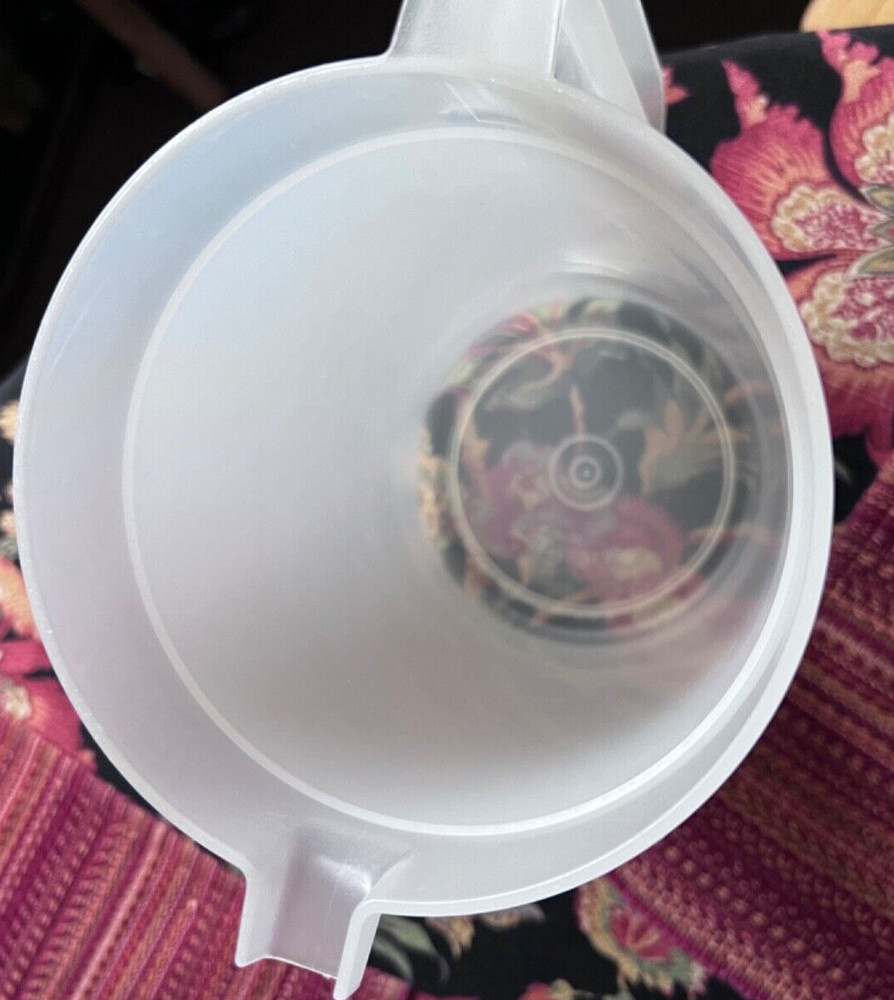 Tupperware Sheer 2 Qt Go Between Pitcher #1676-4 with Red Lid