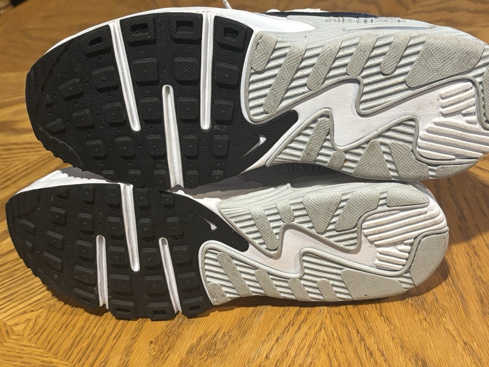 Nike Air Max Excee White Size 6.5