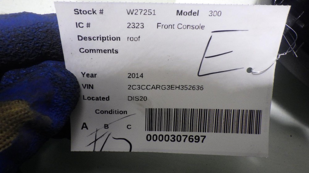 14 CHRYSLER 300 Front Console roof