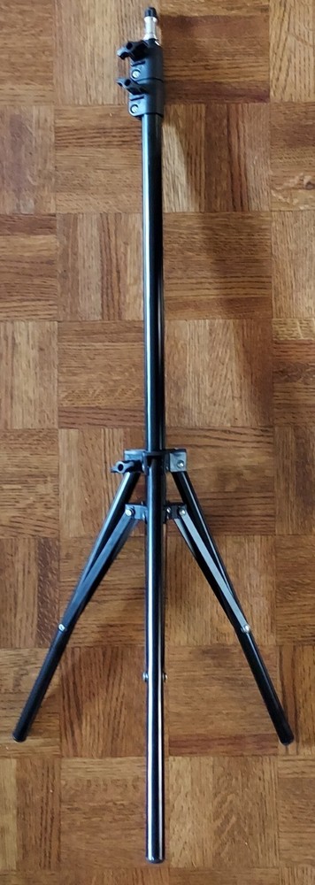 FOCAL Medium Duty Tripod With Mount Shoe