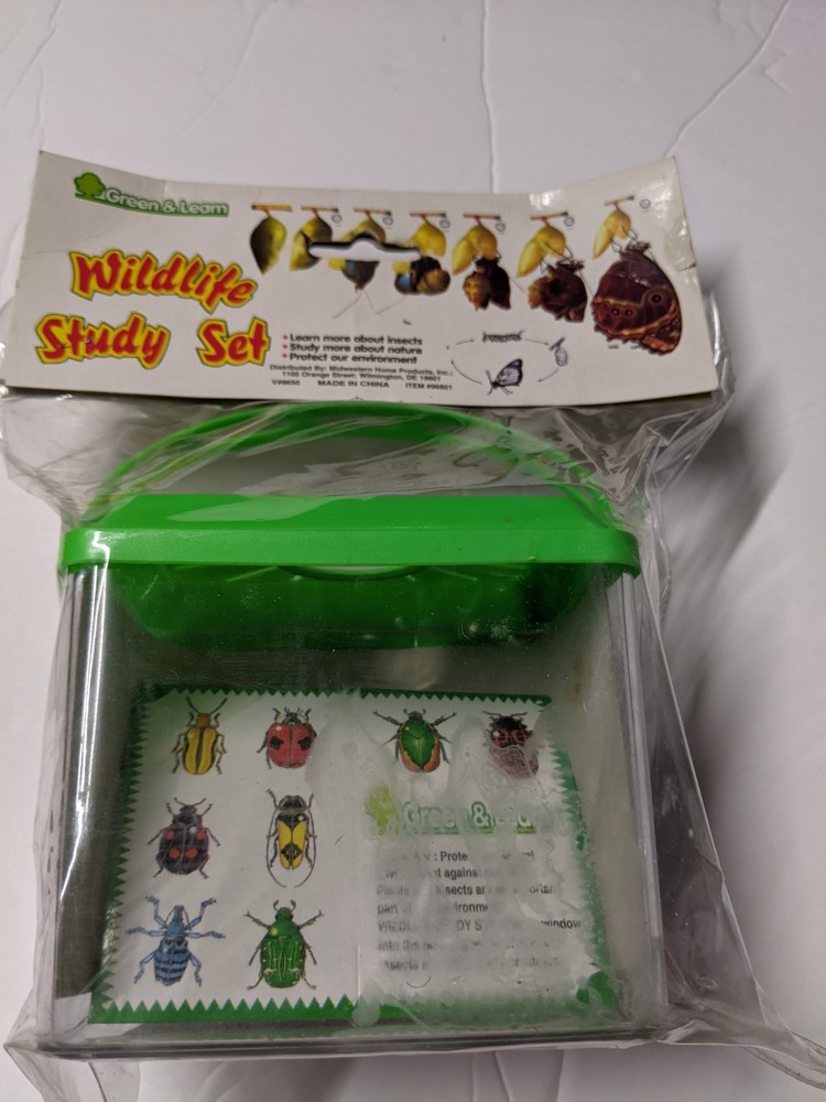 Vintage Green And Learn Wildlife Study Set