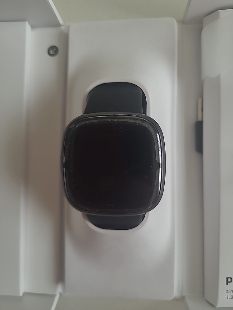 Fitbit Versa 4 Fitness Smartwatch - Graphite & Black