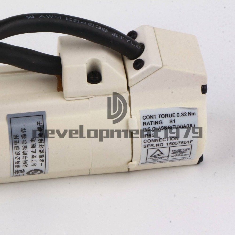 New Panasonic MSMA012A1A servo motor