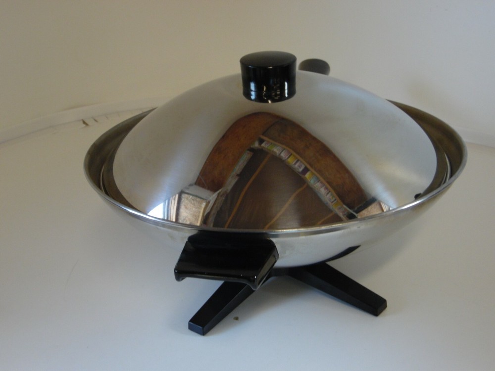 Farberware Replacement Model B2000 Electric Wok with manual
