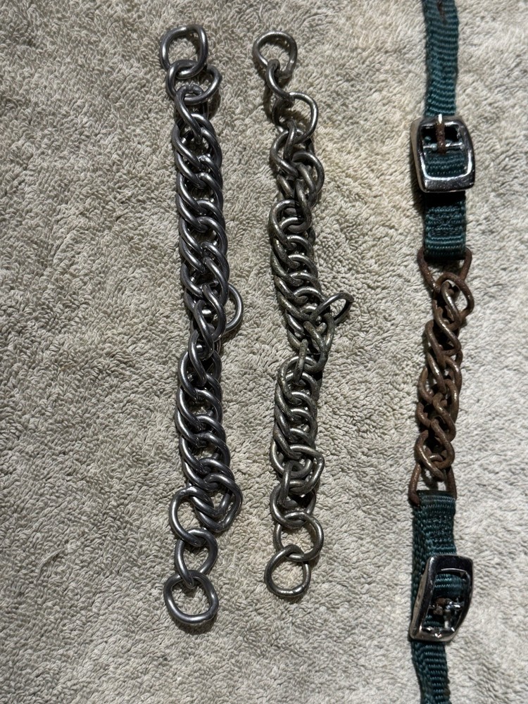 Three Curb Chain lot