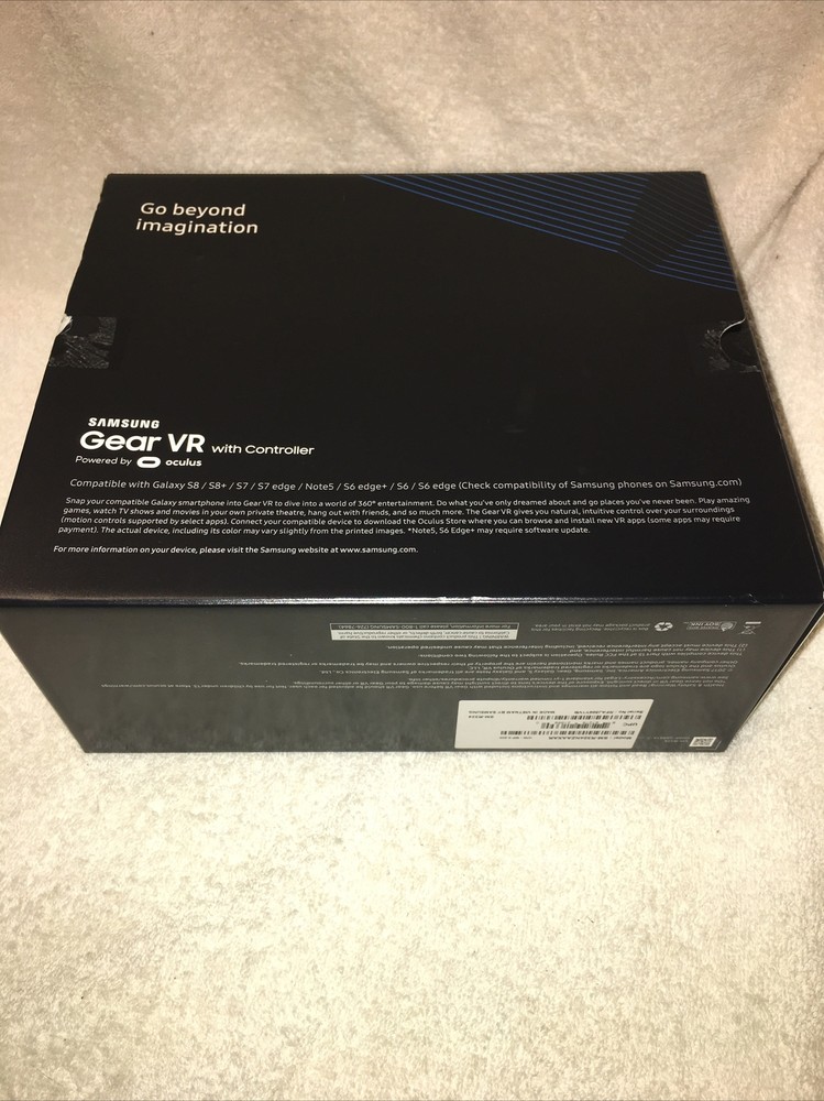 Samsung Gear VR Powered Oculus VR Headset w/Controller SM-R324