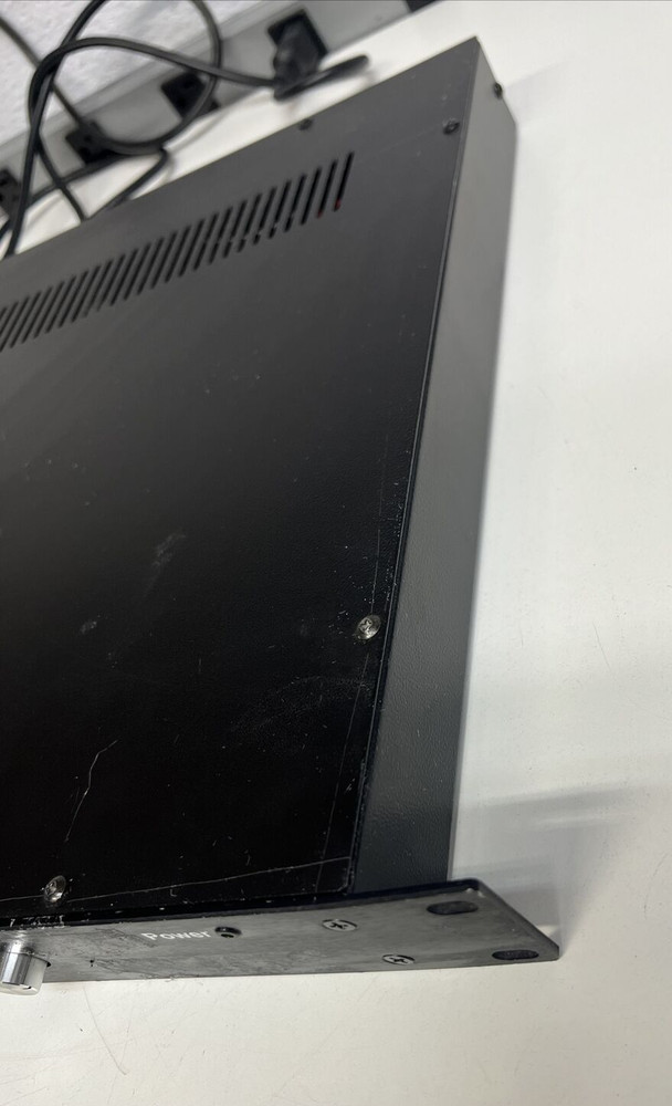 Amonics AEDFA-C-23I-R Optical Amplifier - AS IS