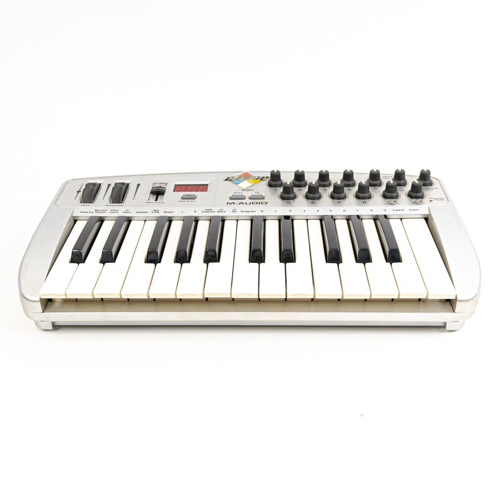 M-Audio Ozone USB Audio and Midi Controller with USB Cable