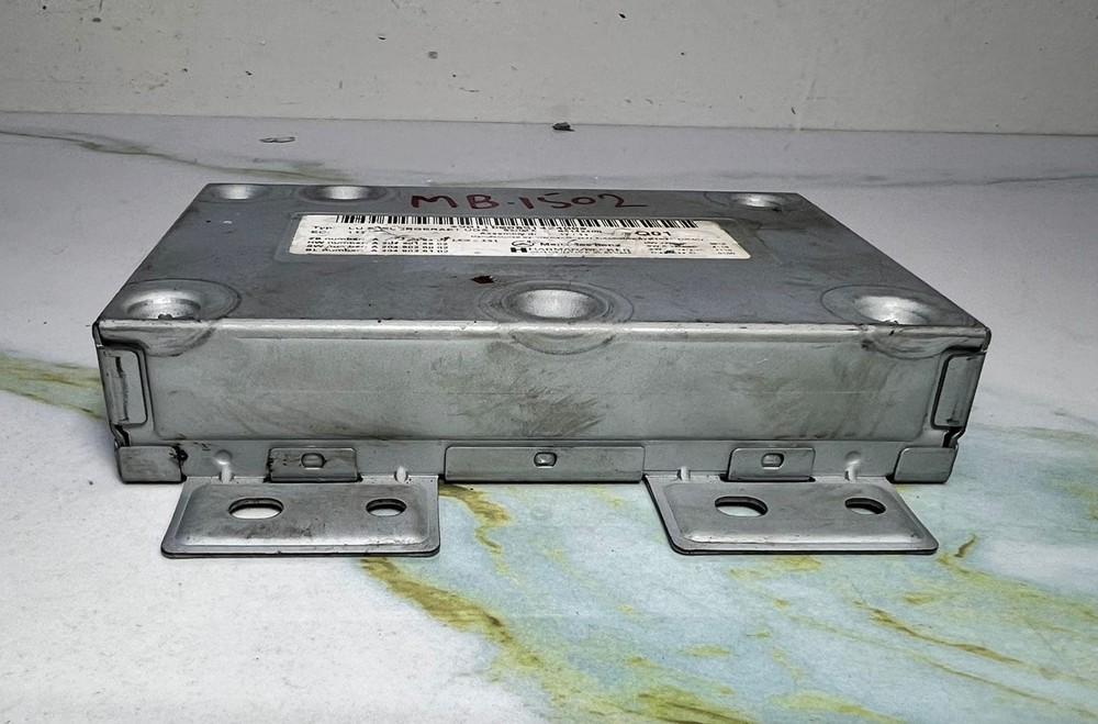 2010-2015 Mercedes-Benz C250 Media Interface Control Module A1729009302