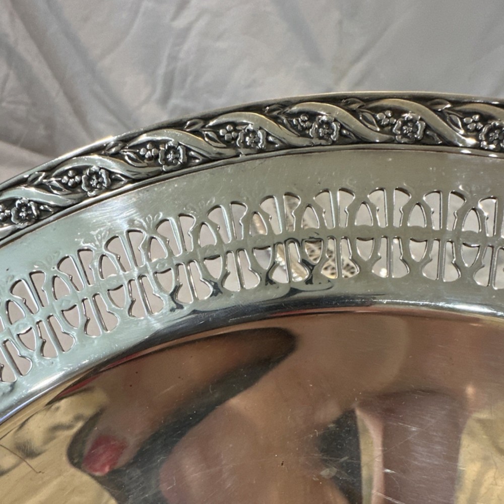 Wm. Rogers & Son Silverplate Spring Flower Pattern Tray Ornate Edge Post-1940