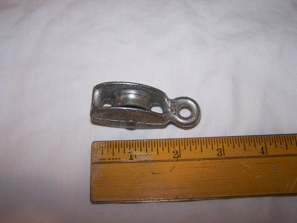 Cast Iron PULLEY - Lot SD