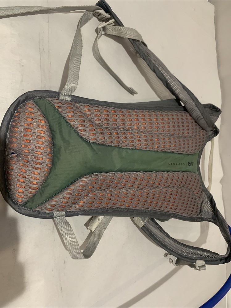 Women's CamelBak Rogue Light Hydration Pack 70 oz See Description