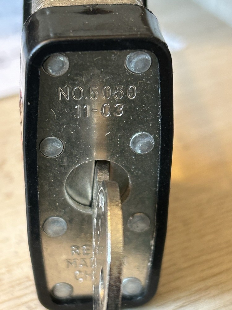 Ruger Gun Padlock 5050 With 2 Keys