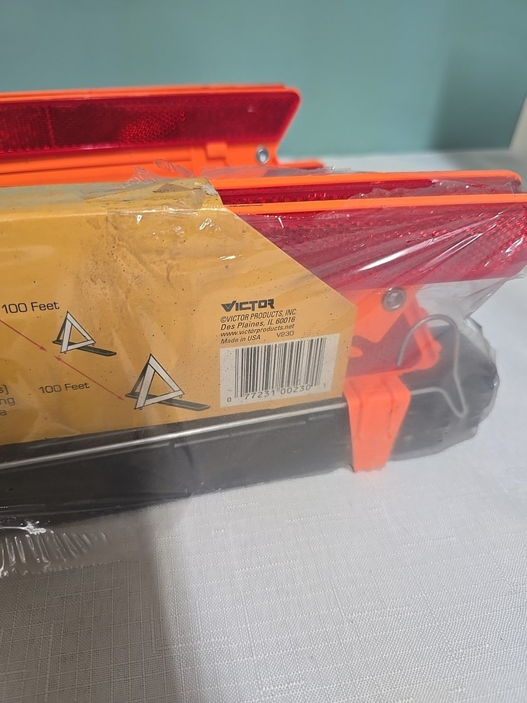Lot Of 2 Victor Folding Auto Emergency Warning Triangle Roadside Reflectors
