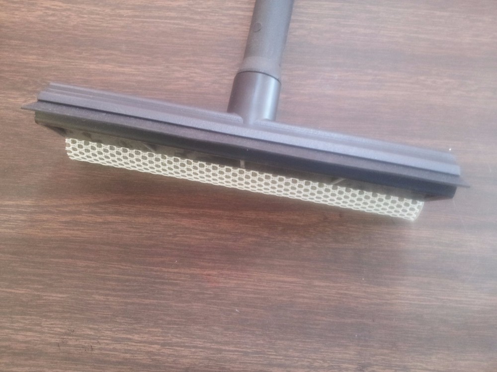 WINDOW/WINDSHIELD 20" SQUEEGEE WITH RUBBER SCRAPER & HANDLE/CARS/GAS STATIONS