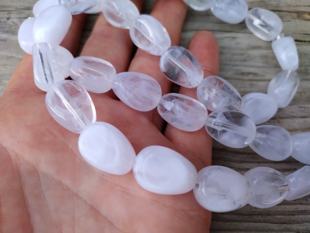 Vintage plastic necklace