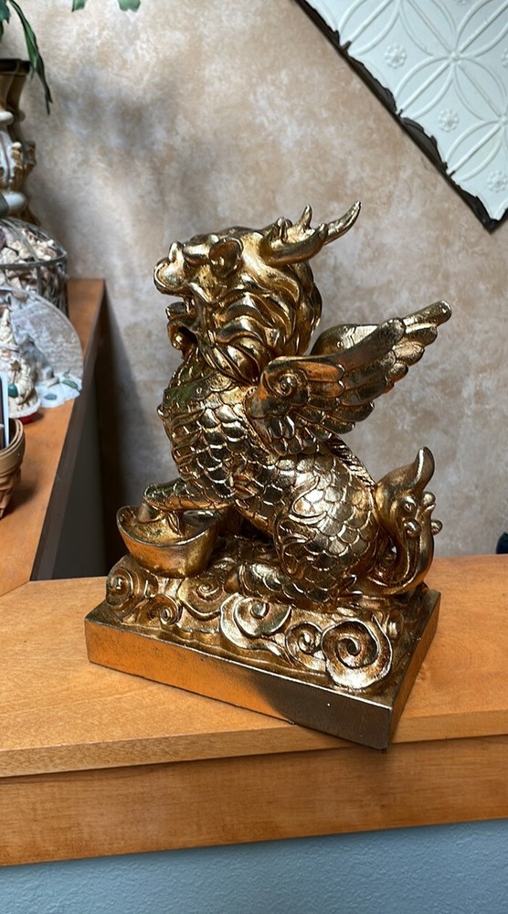 Gold Tone Winged Dragon Foo