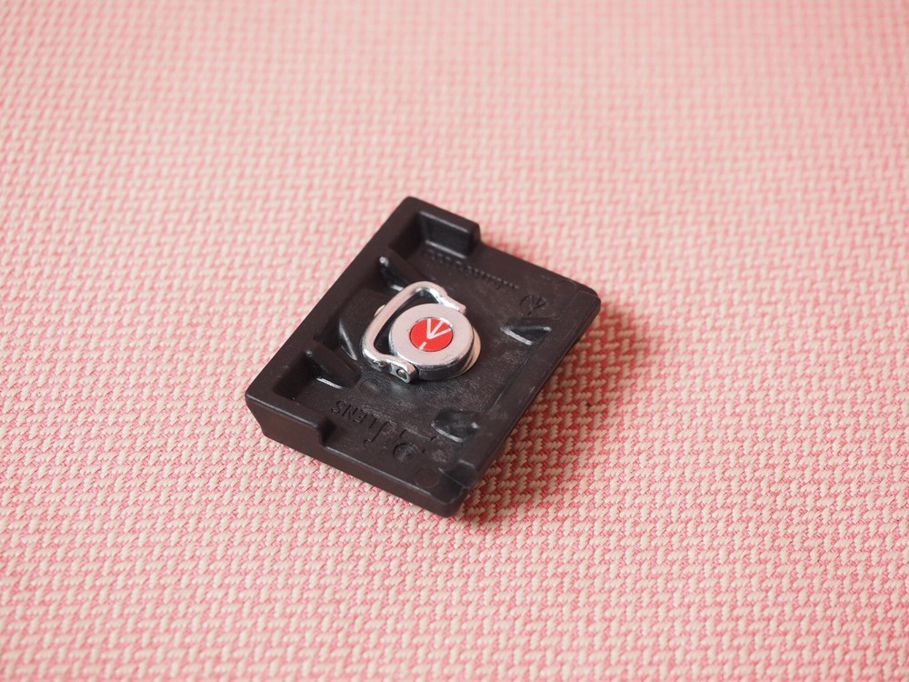 200LT-PL Technopolymer & Fiber Glass Rectangular Light Quick Release Plate