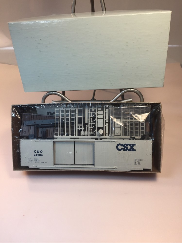 Front Range HO CSX 50' DBLDR Box Car C&O # 24234