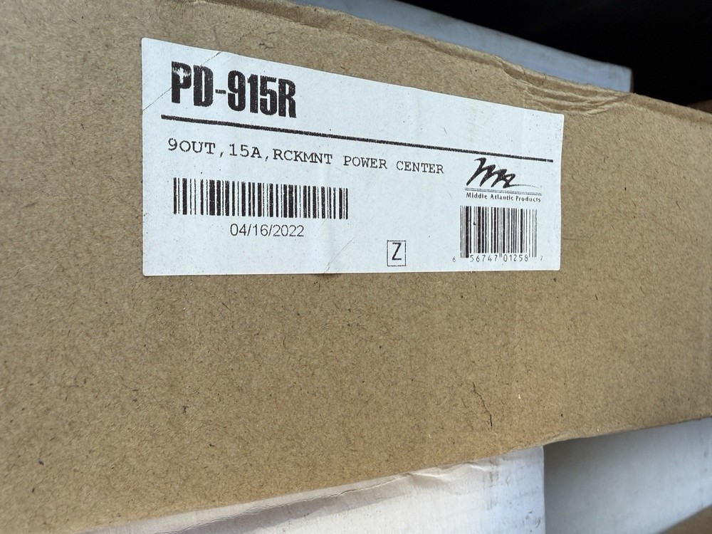 Middle Atlantic PD-915R Power Distribution Unit - Black