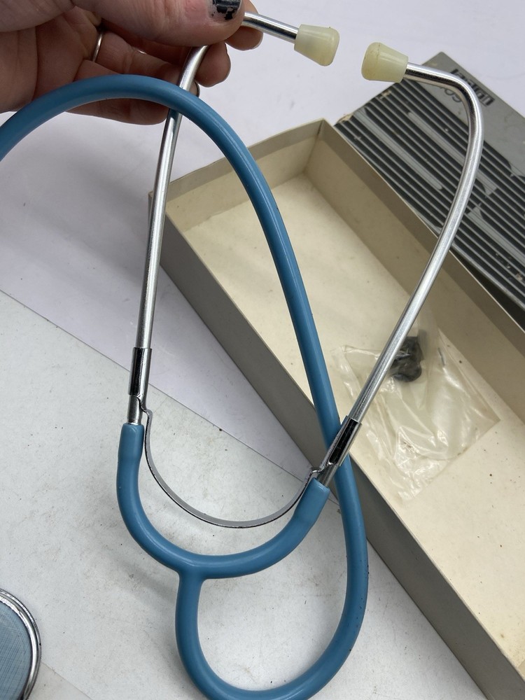 labtron sst stethoscope 409 blue