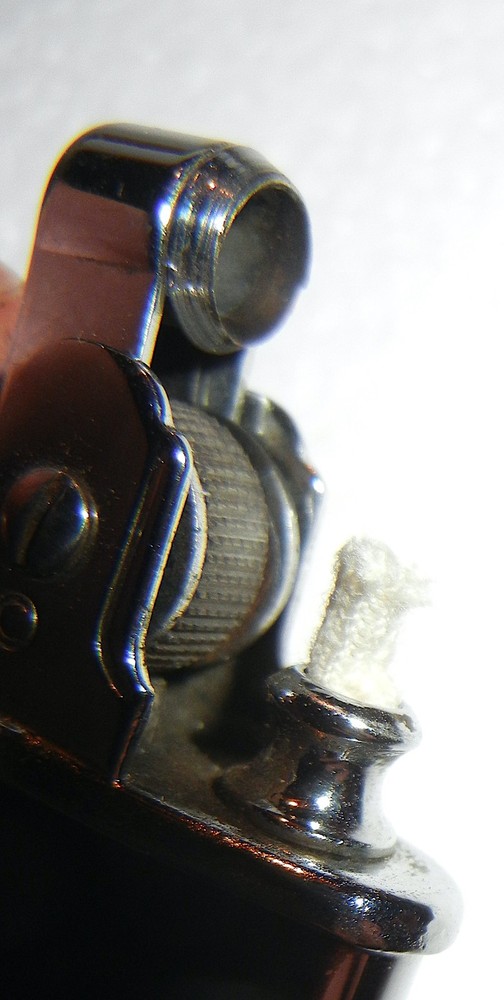 VINTAGE RONSON PRINCESS CIGARETTE LIGHTER