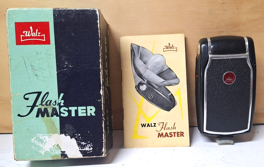 Vintage Walz Flash Master with Original Box and Instruction Manual